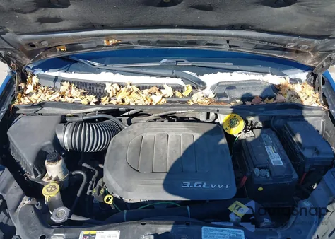 2014 Chrysler Town & Country Touring from USA, damaged, VIN 2C4RC1BG9ER218076